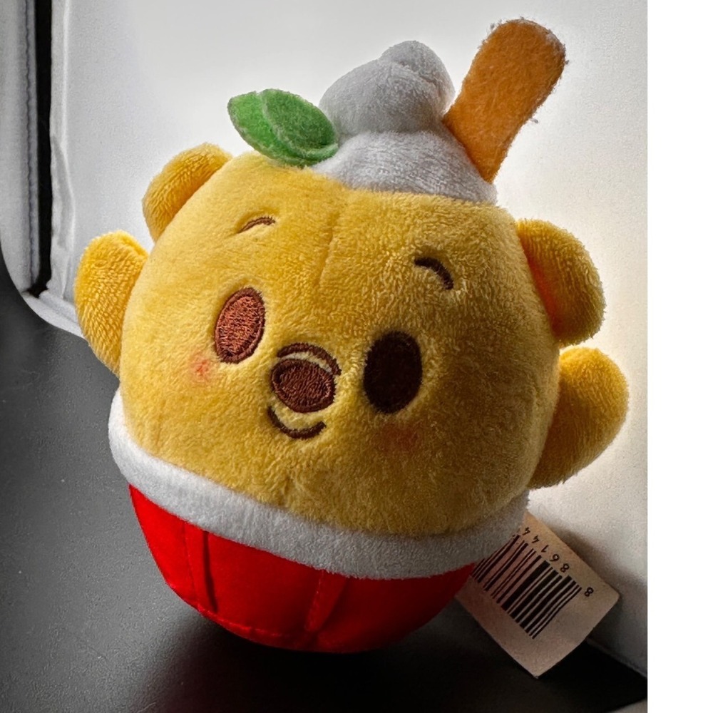 Disney Munchling Winnie‎ the Pooh Lemon Mint Shaved Ice plush Target Exclusive.